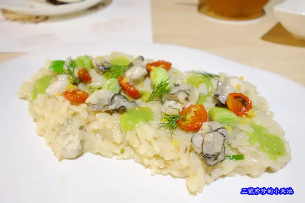 【忠孝新生美食】綠房餐廳 Green House。正統拿坡里披薩認證 ANP國際認證餐廳。精緻義大利菜。情侶約會用餐 家庭聚會餐廳推薦。