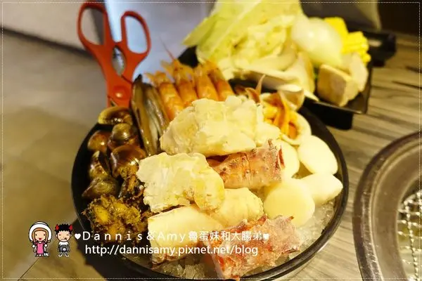 ♥台北東區燒烤餐廳♥▋好客音樂料理 好客音樂燒烤~現場Live演唱 炭火燒肉、火鍋吃到飽▋