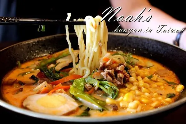 [高雄/三民區]諾亞芳舟Noahs 異國拉麵專賣 高雄高CP值拉麵 平價超滿足