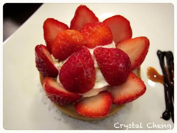 【台中好食推薦】Bonbons Cafe 甜點咖啡舖 小巷弄內有質感甜點咖啡鋪