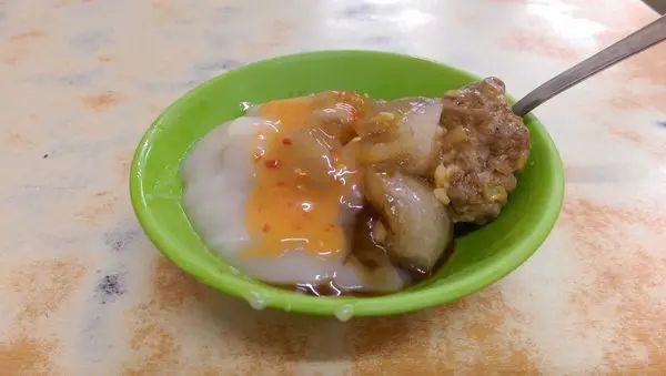 霧峰肉圓婆：50年老店！