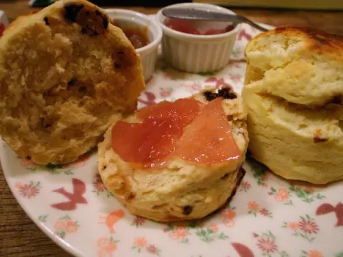 台北中山 德佈咖啡Debut Cafe - 復古帶有個性的咖啡店，近忠孝新生站松江南京站，下午茶 喝咖啡好去處