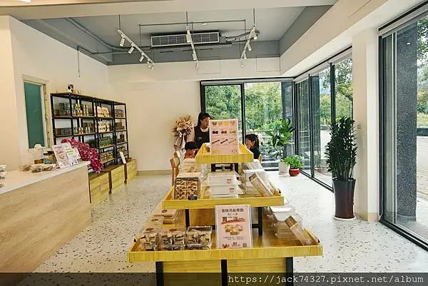 {桃園美食}Soyue層玥 千層酥燒菓子大溪伴手禮盒專賣店海