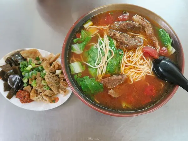 [北投在地美食]台北 粟家牛肉麵~牛肉麵比賽常勝軍名店