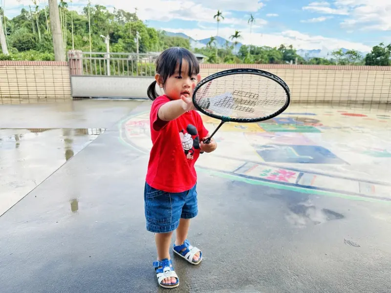 【行滿旅宿】嘉義竹崎親子包棟首選｜懷舊古玩、KTV嗨唱、煙火