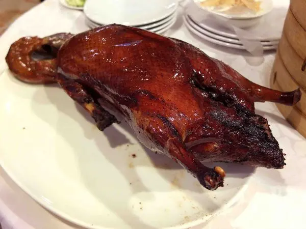 華泰飯店九華樓 油脂豐厚烤鴨: 10大烤鴨第4名