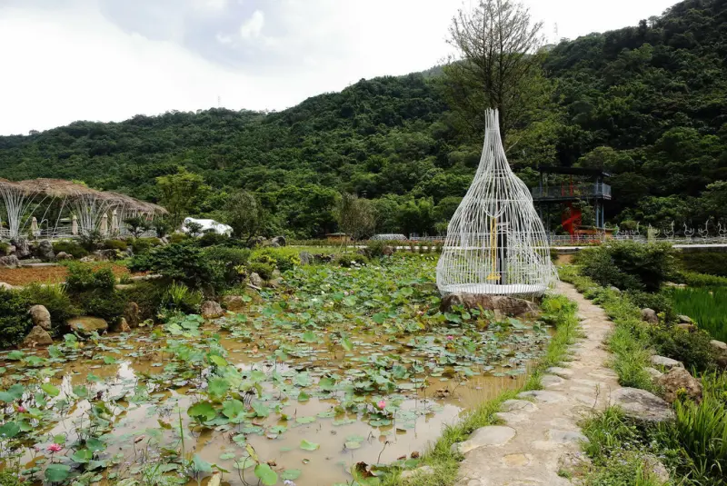 新北萬裡新景點推薦！亮山川景觀休閒園區，戲水新秘境，佔地很大