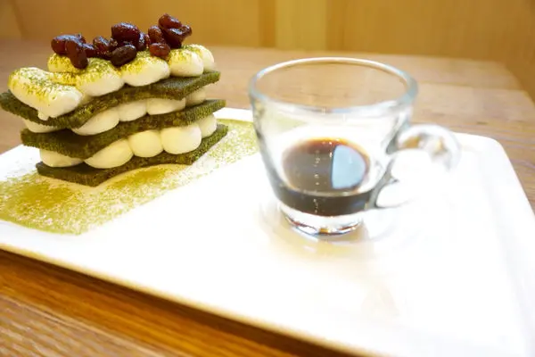 食記 ► 台北 中山區 ◄ MONTEUR Cafe 夢甜屋 ✔ 捷運沿線必吃美食:捷運中山站 x 甜點控必吃甜點風靡日本60年的幸福年輪