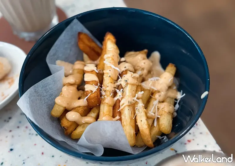 台北必吃早餐店！好初早餐 還有漫畫可以看，招牌男朋友沙拉、好初奶茶必點。