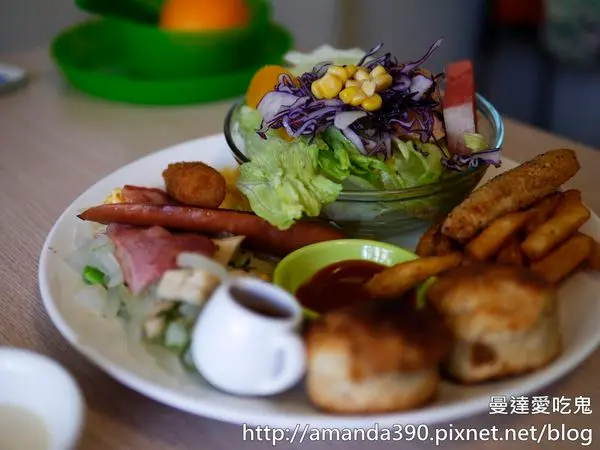 【台南食記】中西區 0628 全日早午餐 ● 皇后雙拼烘蛋深得我心！❤❤