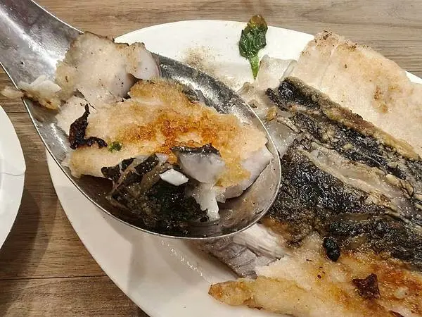 台北延三夜市正宗台式經典美食小吃推薦-東時鮮蚵-香氣爆棚用料