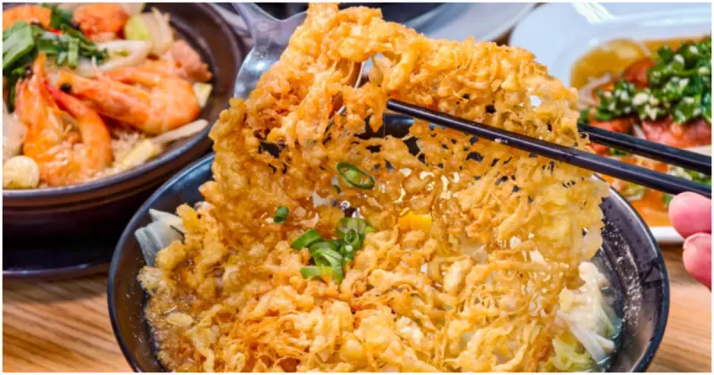 高雄創意鍋燒麵！玖八食堂 必吃蜂巢蛋酥鍋燒意麵，麻辣海鮮小火鍋鮮辣過癮。