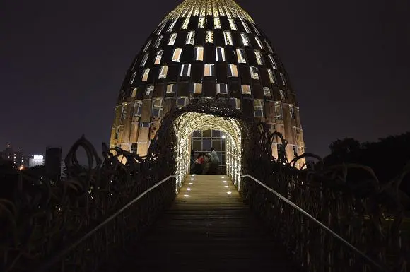 嘉義市賞浪漫夜景的好去處~「森林之歌」