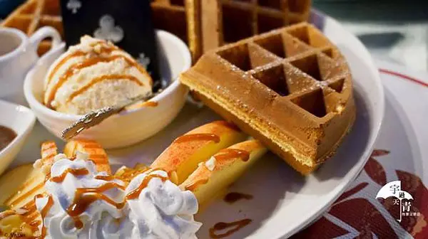 【下午茶甜點推薦@台北西門※試※】Alice Is Coming 來自愛麗絲的夢想國度，姊妹淘聊天好去處！