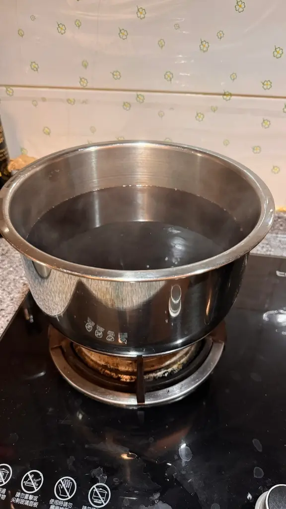 【台南中藥行】肥油掰掰茶、蕎麥收汗茶、古早味酸梅湯電鍋做法|