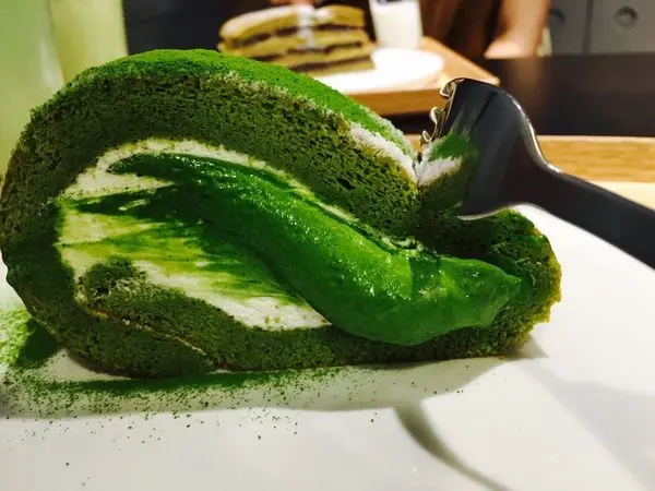 捷運東門站✿ Matcha One ✿ 迷人的爆漿抹茶蛋糕捲 ! 還有週末限定的焙茶千層~