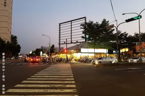 潔西麻的美食日記─【台中/南屯】現烤鮮蚵及各式生猛新鮮海鮮的『り味館』