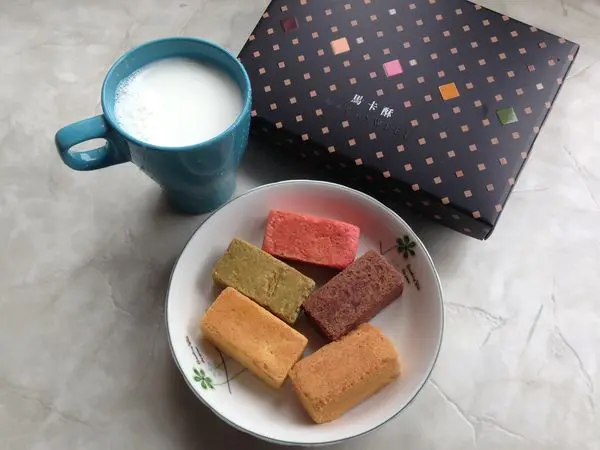 【伴手禮】台中川布本舖 ※ 中西結合新創意『馬卡酥』全新伴手禮嚐鮮！(好禮贈送)