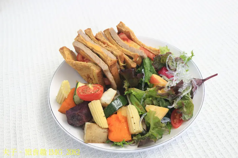 萬客來水耕蔬菜微型智慧農場 自種水耕蔬菜 新鮮直送上桌