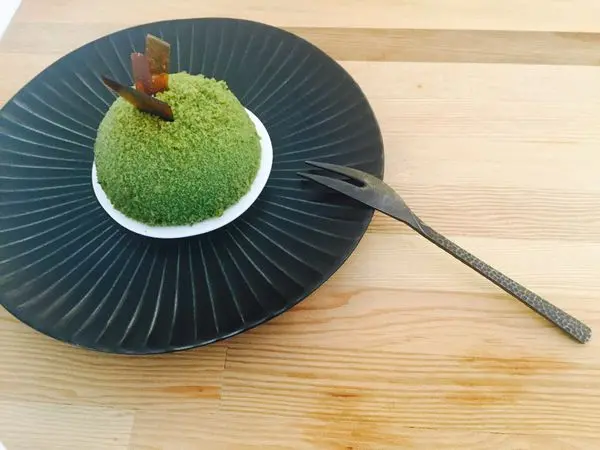 捷運行天宮站✿ 木白甜點咖啡 ✿ 極簡日本風 超萌的苔玉! 抹茶控的新目標!!