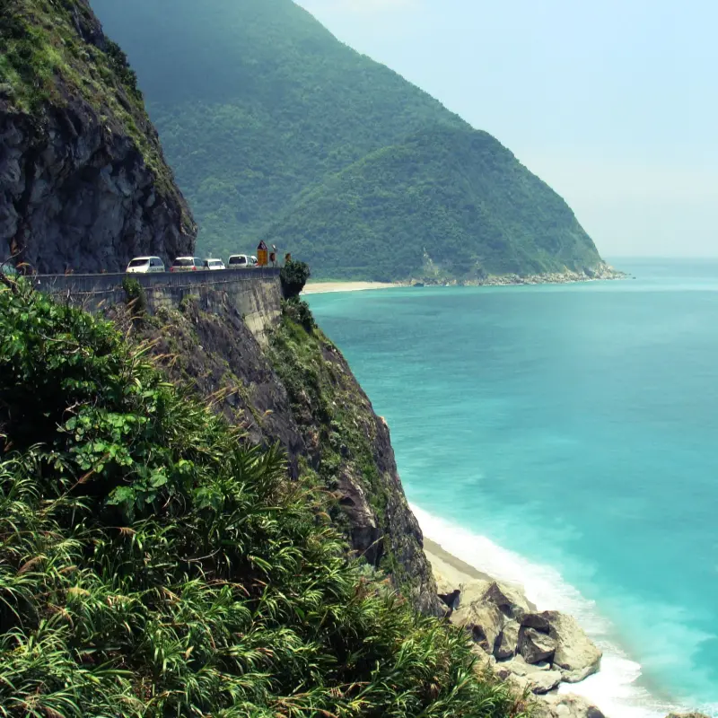 真的是很藍的【清水斷崖】