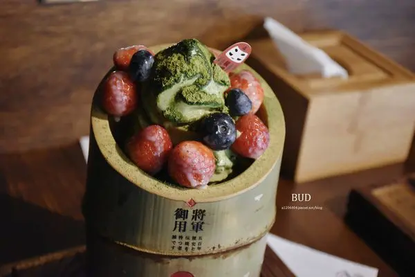 食。台中西區買船票才能進入吃抹茶哦。三星園抹茶專賣店