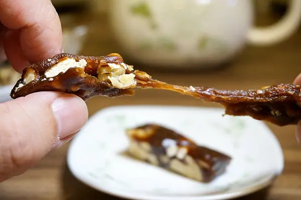 【網購．美食推薦】好菓子南棗核桃糕(禮盒裝)--好吃又健康送禮自用兩相宜的小點心--踢小米食記