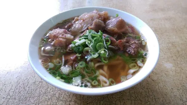 林東芳爸爸的牛肉麵：自由時報推薦(北醫)