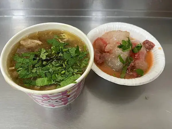 【新竹美食推薦】車站肉羹麵｜在地人激推紅糟肉丸與肉羹湯，超高