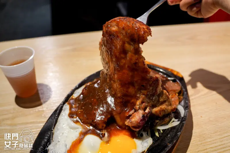 【台北 士林區】五豬牛排x超大份量牛雞雙拼x附酥皮濃湯和冰棒任選