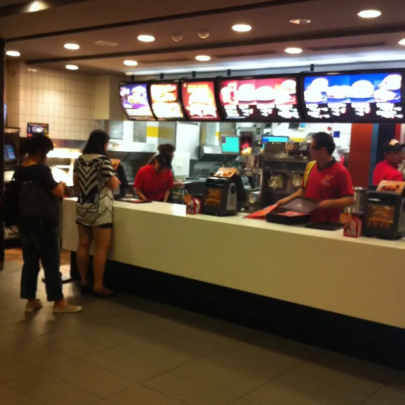 麥當勞 (新莊中正店)