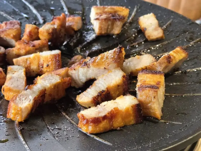 燒桶子｜秘製豬肉甕太銷魂！雙人套餐超澎湃！桃園燒肉推薦、桃園聚餐推薦、桃園美食推薦、桃園韓式推薦