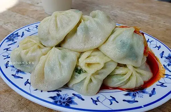 宜蘭美食【正好鮮肉小籠包】必吃再+1，泰山路超人氣小吃