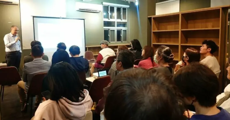 香港飲食文化講座！蔡珠兒×九月茶餐廳開講啦。