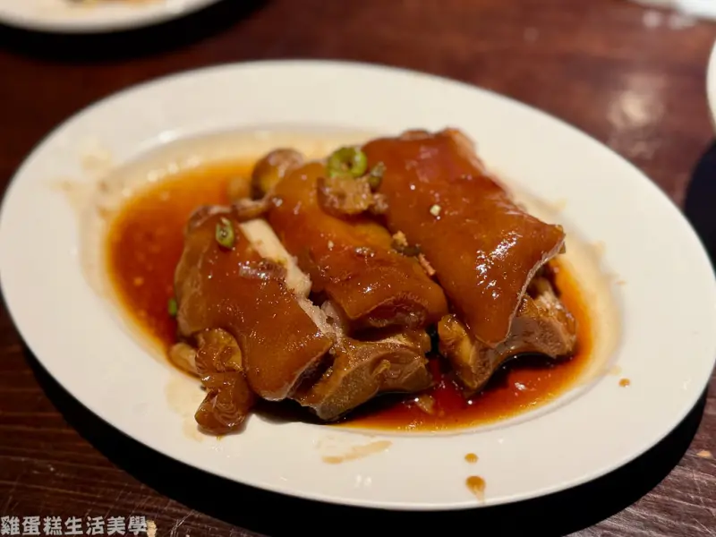 【台北食記】富霸王豬腳 - 豬腳有三個部位可選，平日假日都是排隊人潮超熱門
