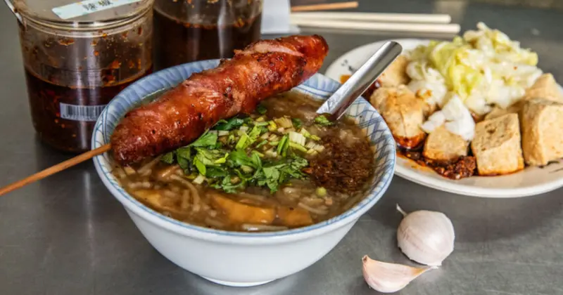 宜蘭阿扁米粉羹推薦，60年老店在地人最愛，隱藏版美食。