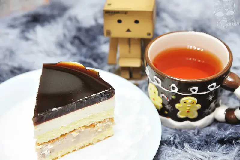 台中好吃蛋糕分享，【四月南風】水晶芋頭奶酪蛋糕，真材實料新鮮