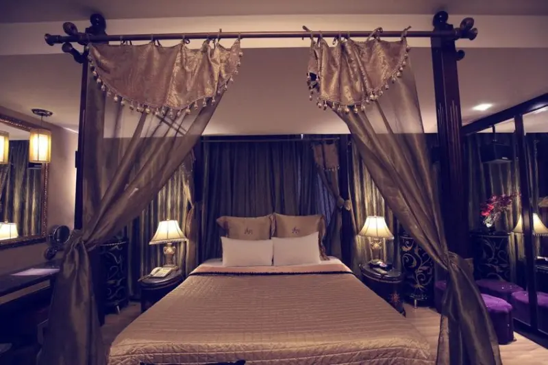 愛摩兒時尚旅舘 (新北市旅館168號)