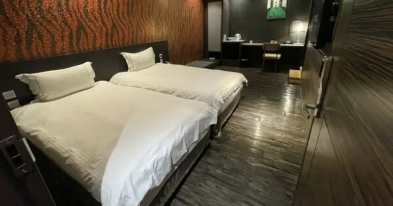 台中塔木德一中館開箱！逛夜市住這最方便，大房型附停車位。