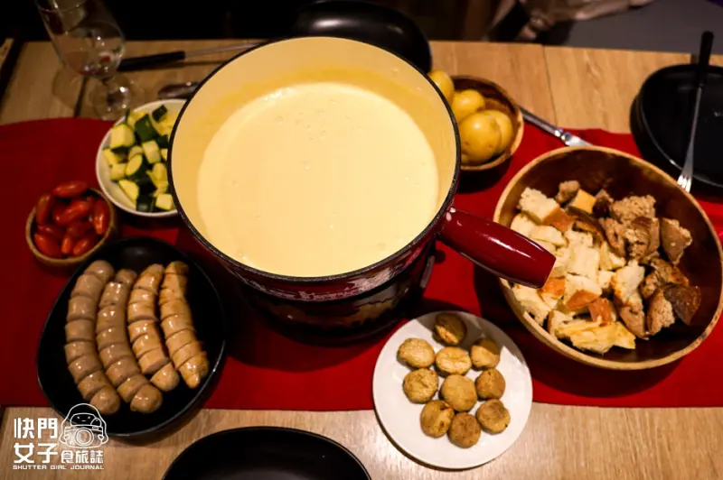 【台北 大安區】布夫歐式私房菜 x 享受奶香濃郁起司鍋套餐 x 現場熱刮熔岩起司