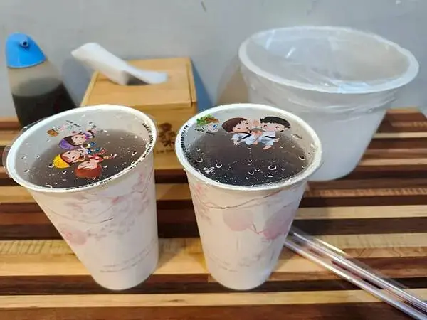 捷運中和站親民美食“賴桑透抽蚵仔麵線-中和店” 超滿足大爆滿