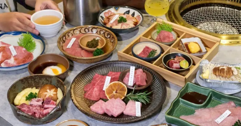 台中燒肉人氣推薦！敘禾燒肉壽星送肉肉、蛋糕，剝皮辣椒雞湯喝到飽。