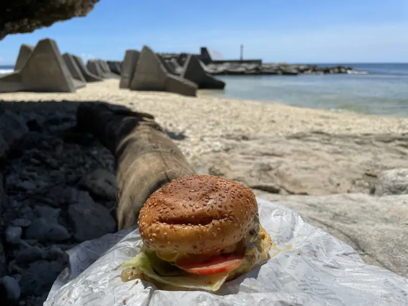 小島漢堡_Island Burger_Xiaoliuqiu Burger