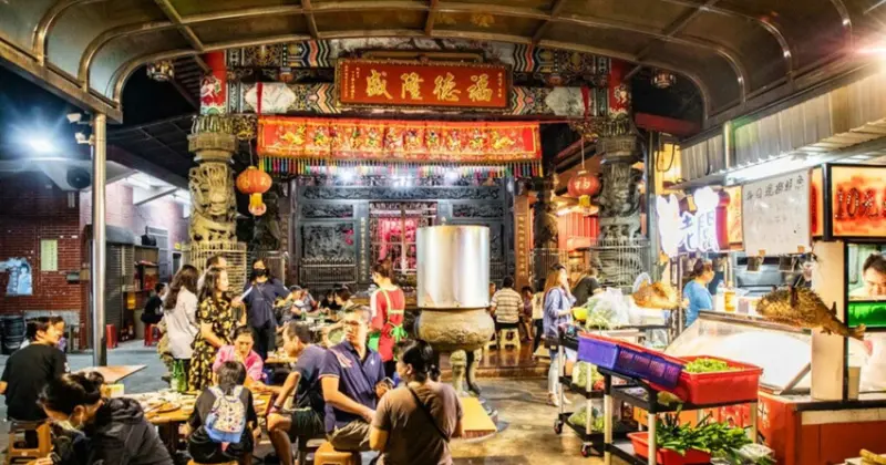 有神明加持的熱炒店！中壢福龍宮美食推薦。