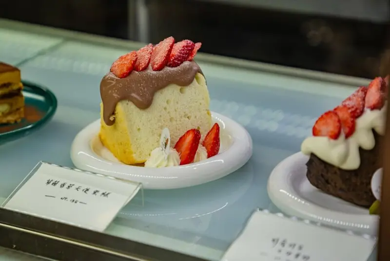 高雄隱藏版咖啡廳！吉米夢咖啡館，橋頭老街的老屋新生，日式文青氛圍超療癒