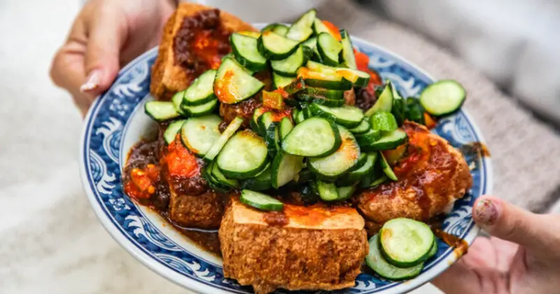 彰化員林美食必吃！隱藏版巨無霸臭豆腐，舊電信局臭豆腐一塊抵兩塊超過癮。