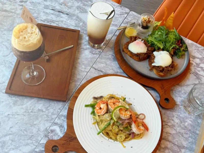 「台北美食」大巨蛋聚餐推薦 成真咖啡 誠品松菸「信義區咖啡廳」松山區早午餐推薦「台北甜點」美味舒芙蕾