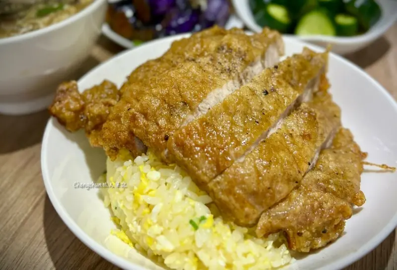 新北市永和區美食【小本經營】平價鼎O豐 !?