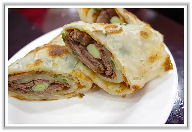 ＜食記＞東區平價巷弄美食： 皮薄餡多 小心湯汁爆口-東區紫琳　