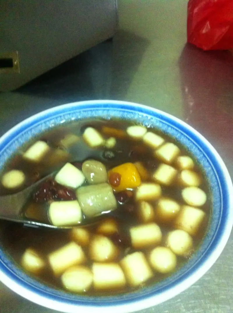 
便宜大碗又好吃 港城施豆花 - 彰化 鹿港
